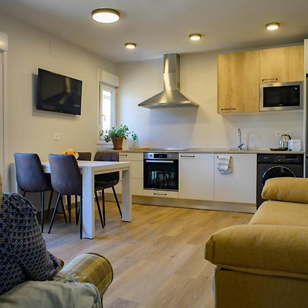 Apartamentos El Puente Covarrubias Εξωτερικό φωτογραφία